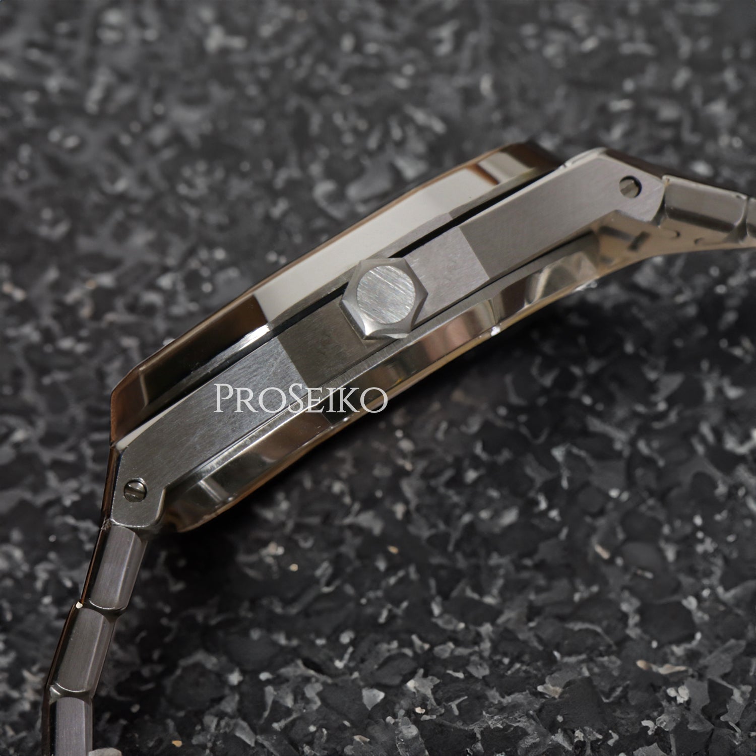 Seikoak | Arabic | Ice Blue