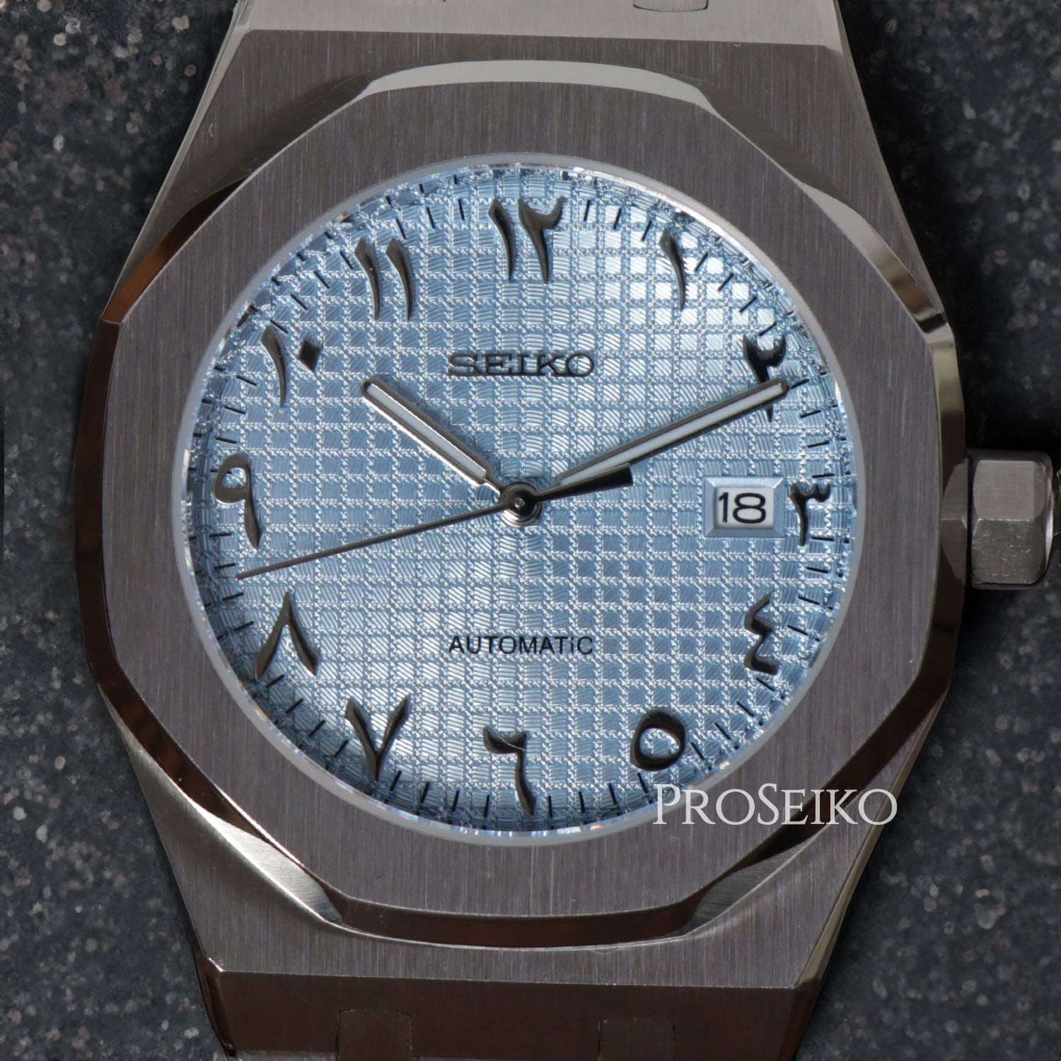 Seikoak | Arabic | Ice Blue